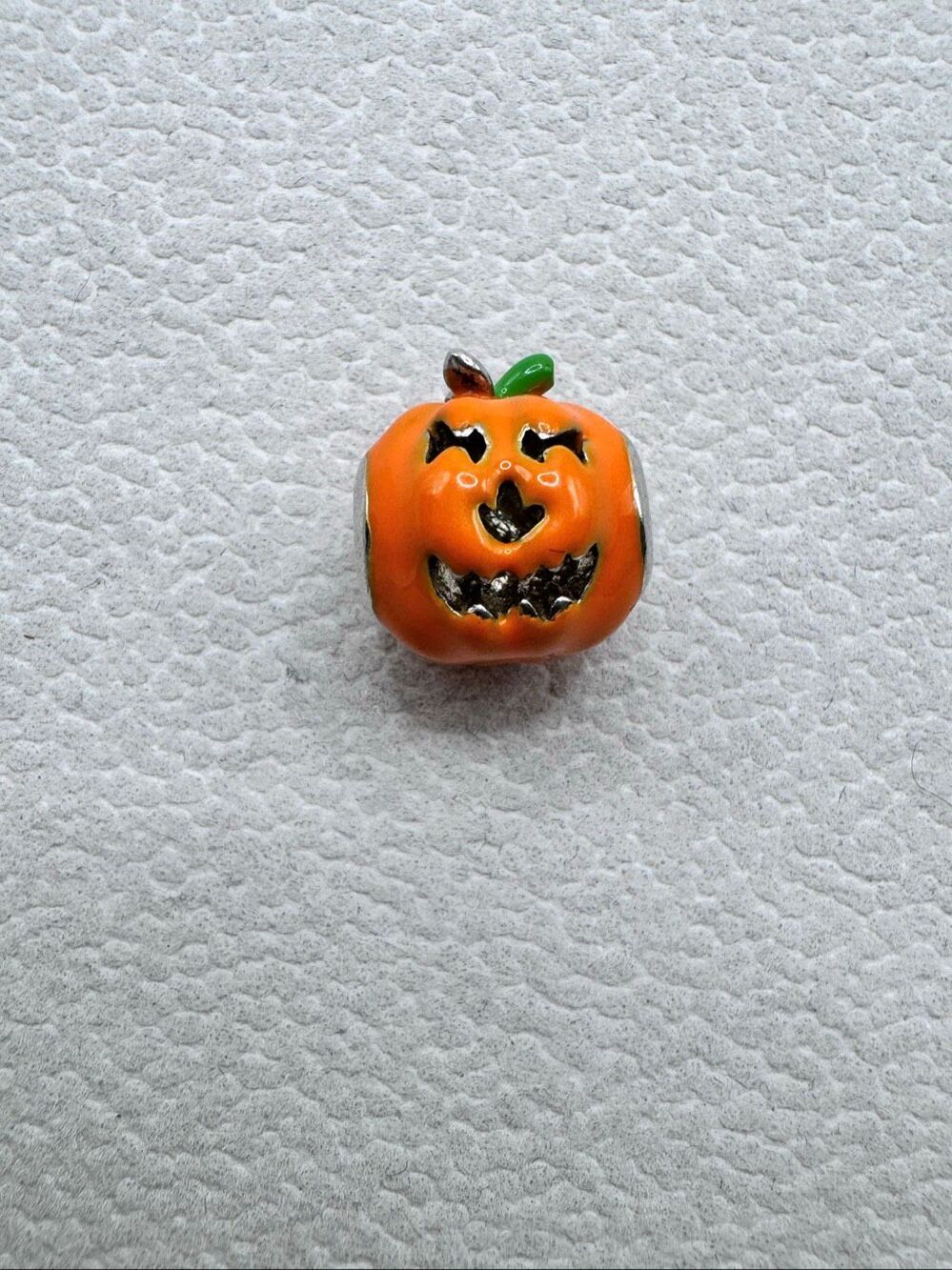 Disney 925 Sterling Silver Halloween Jack O Lantern Pumpkin Charm Orange OS